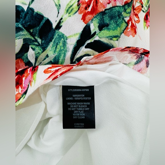 Sanctuary Cold Shoulder Floral Size Small - Picture 12 of 15